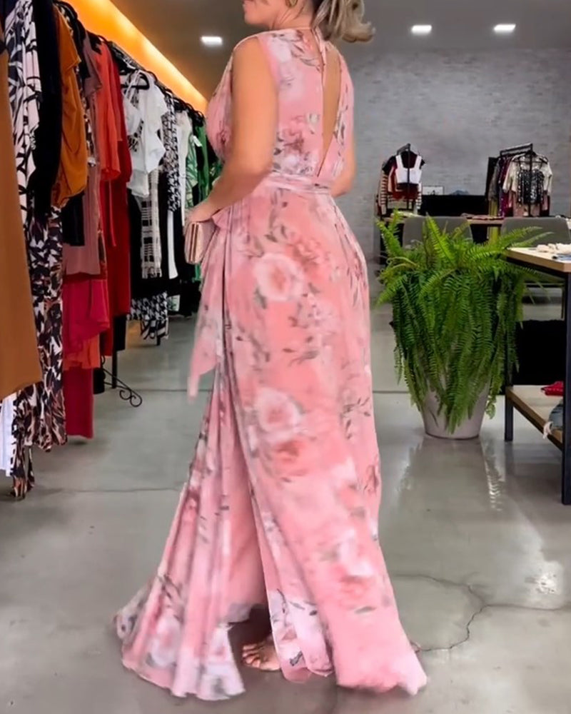 Gia | Sleeveless floral maxi dress with slit