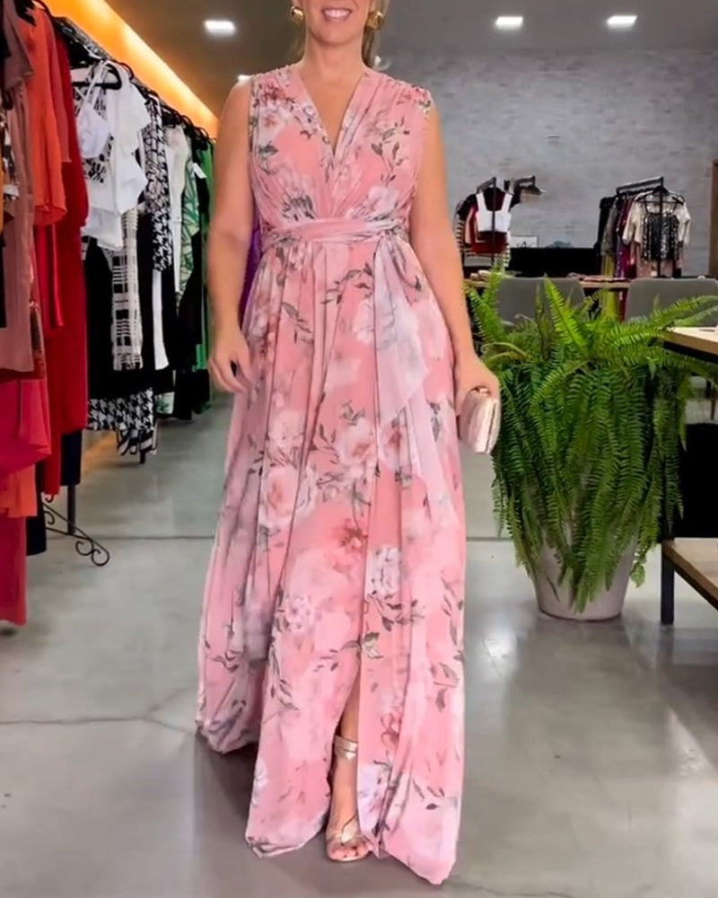 Gia | Sleeveless floral maxi dress with slit