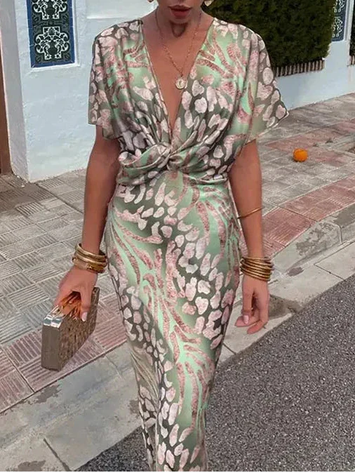Élina | Abito Midi in Satin con Vita Scolpita