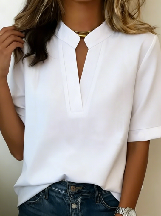 Margaux | Blouse Élegante avec Col en V et Détails Dorés