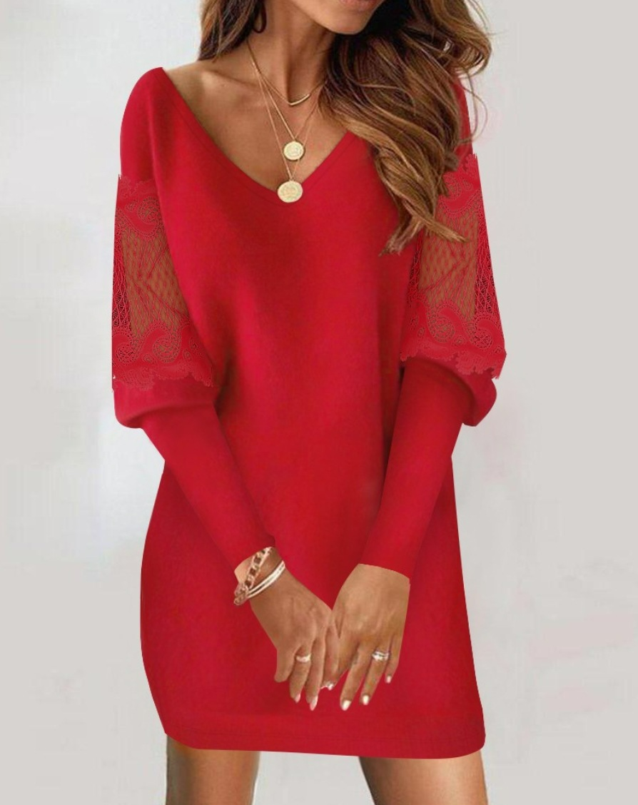 Éléonore | Elegant Dress with Embroidered Lace Sleeves