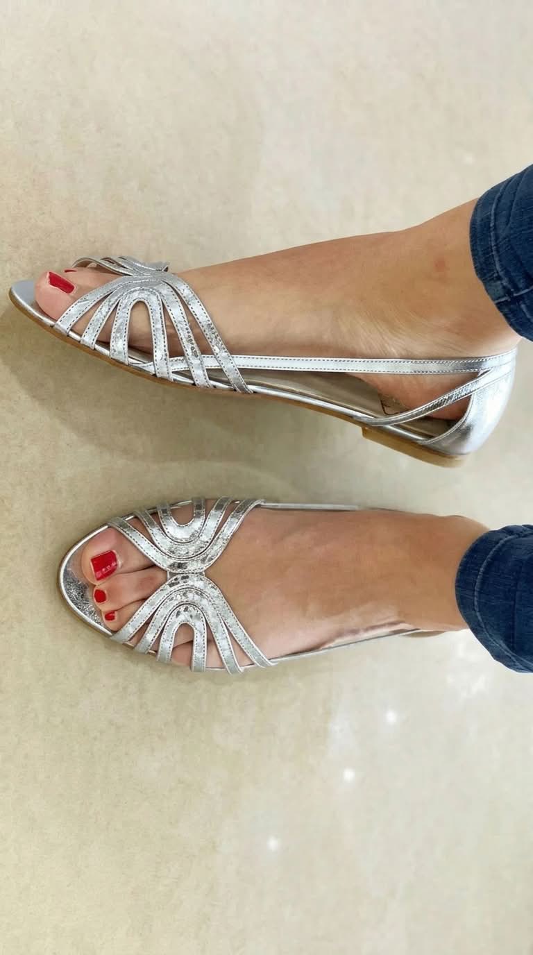 Eleonora | Golden Sandals for Summer