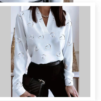 Blouse - V-neck and Loose Fit