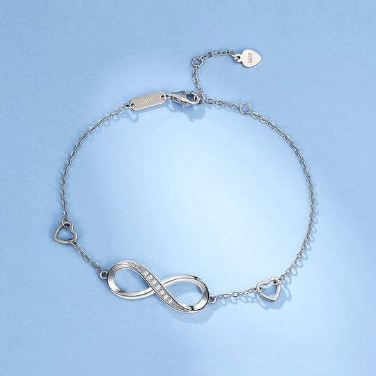 Eternale | Bracciale Infinito decorato con cristalli e cuori eleganti