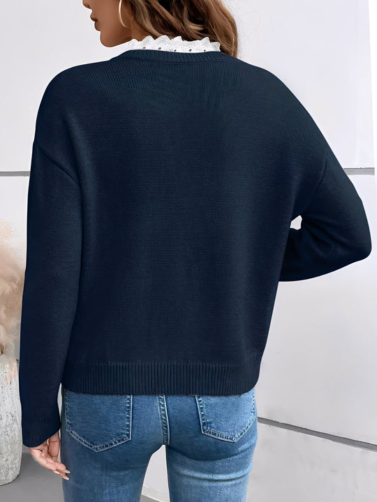 Céline | Elegant knitted jumper with lace collar