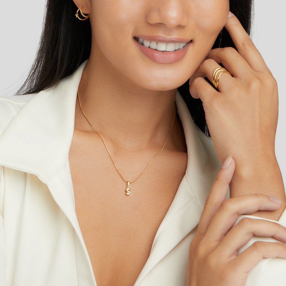Collana con iniziali a bolla chic