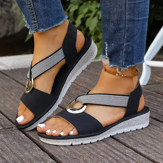 Luna | Comfort ergonomico con stile naturale