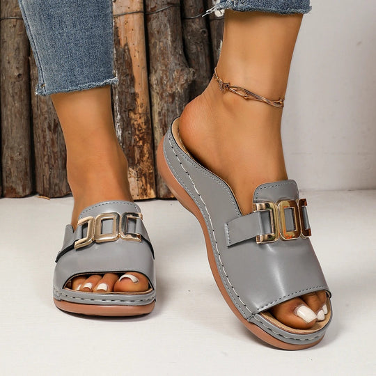 Mariya | Comfortable Sandals with Elevated Footbed