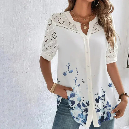 "Tanja - Blusa in pizzo con maniche corte" can be rewritten as "Tanja - Blusa in pizzo a maniche corte".